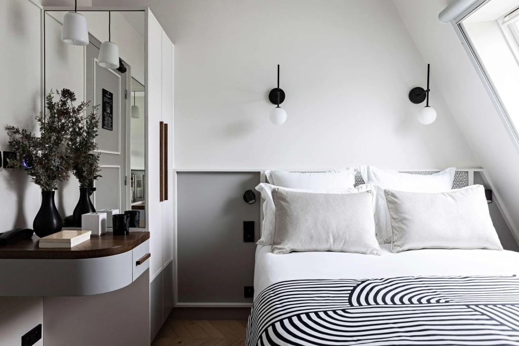 Best Western Premier The Blake Paris Gare Saint Lazare