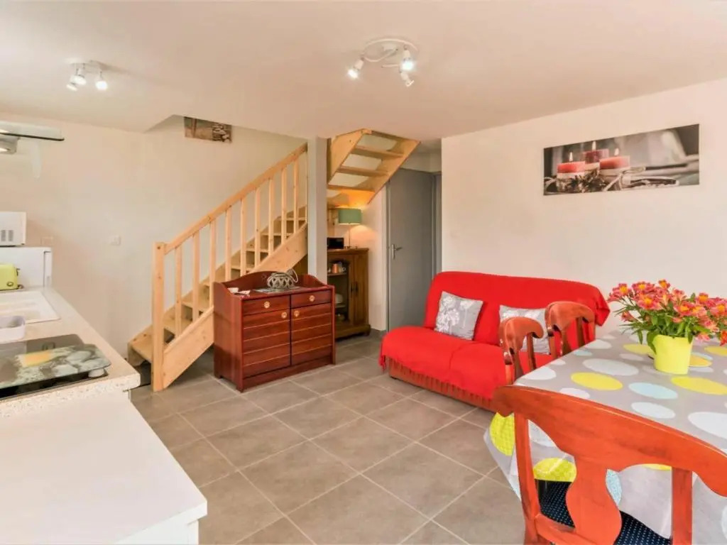 Maison mitoyenne cosy à 200m de la mer avec terrasse, wifi et équipements bébé - FR-1-306-1062