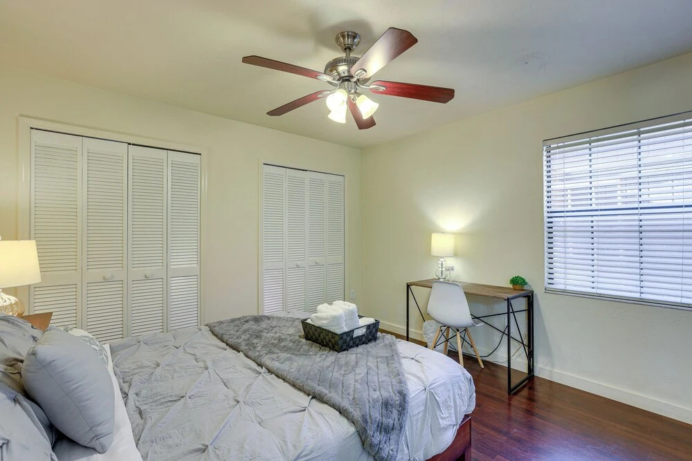 3 Mi to UF: Townhome w/ Patio in Gainesville!