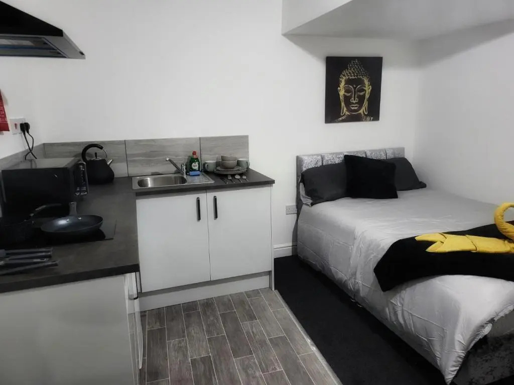 Easy Living Nottingham - Burns Street