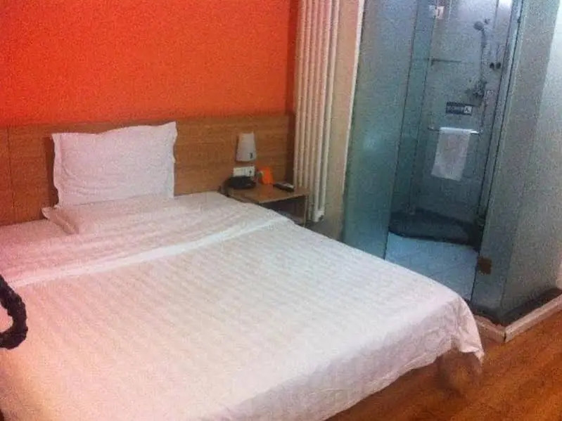7 Days Inn Beijing Joy City Qingnian Road Branch