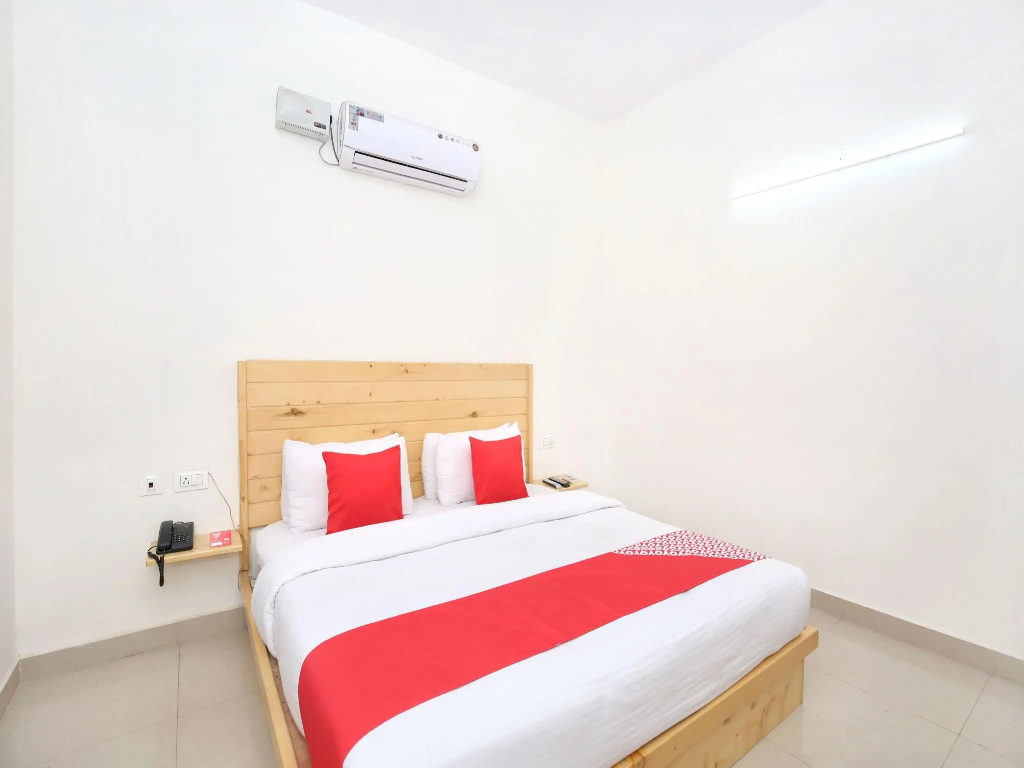 OYO 12351 Hotel Chandigarh