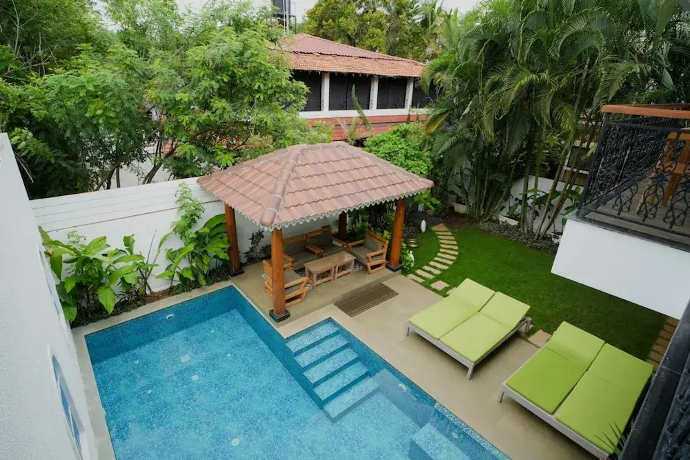 Villa Bauhinia - 5bhk With Pool 10 Mins to Beach