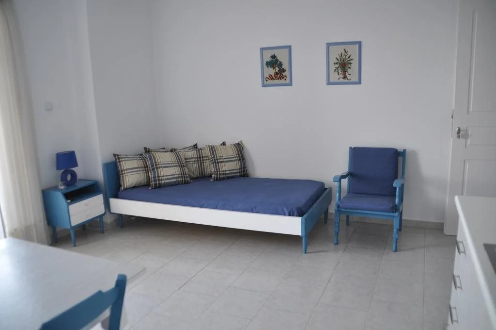 Parianna Apartments