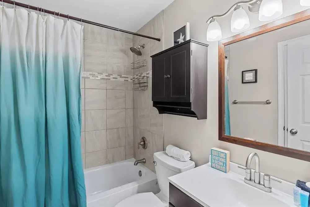 PCB Group-friendly Duplex w/ Pool, Backyard Lounge & 2 Kitchens