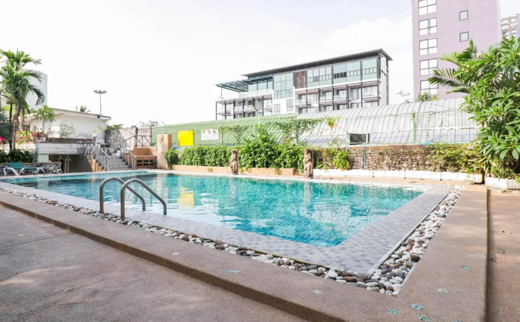 Natural Beach Hotel Pattaya