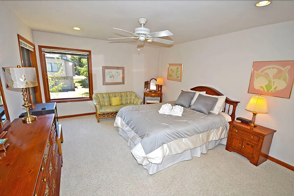 2203 White Sands Drive 4 Bedroom Home