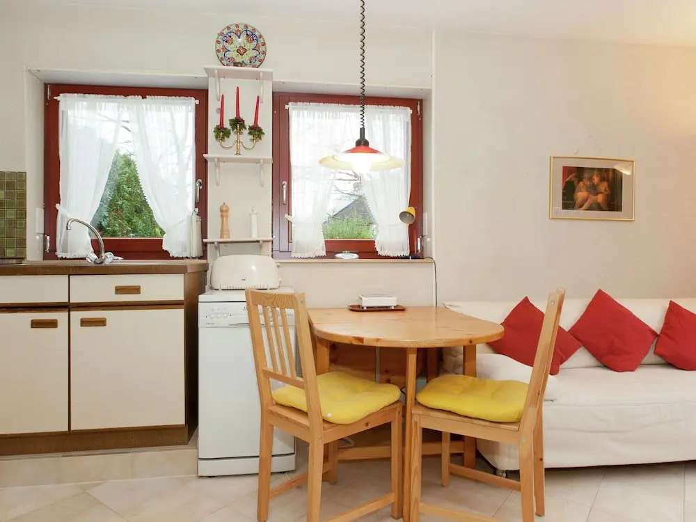 Cosy Holiday Home in Hildfeld with Terrace