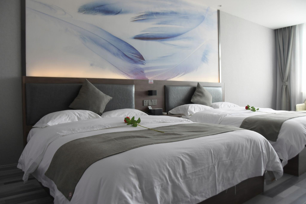 Shell Hotel Henan Puyang Nanle County Guangming Nan Road