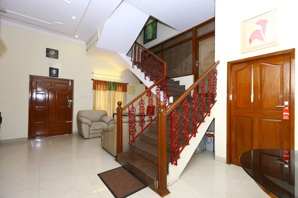 OYO 9257 Egmore