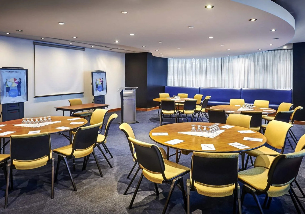 Novotel Toronto North York