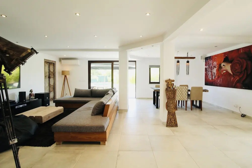 Villa Bali - stylish and in a quiet area