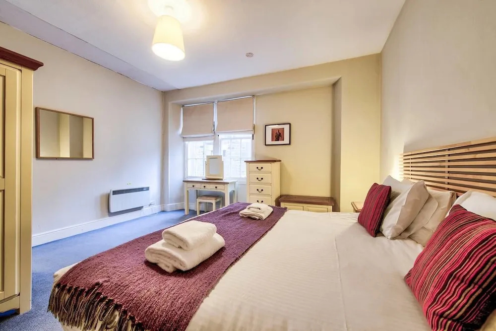 JOIVY Perfect Location! - Stylish & Cosy Rose St Apt