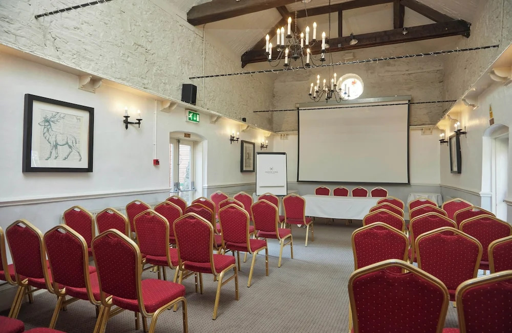 Fieldhead Hotel by Greene King Inns