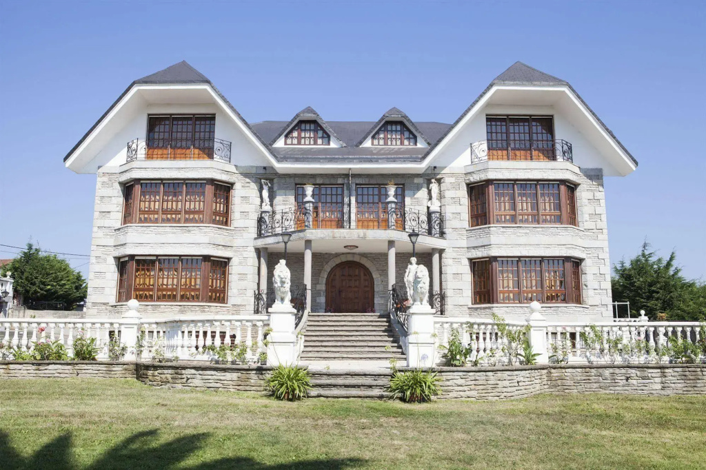 Hotel Antoyana