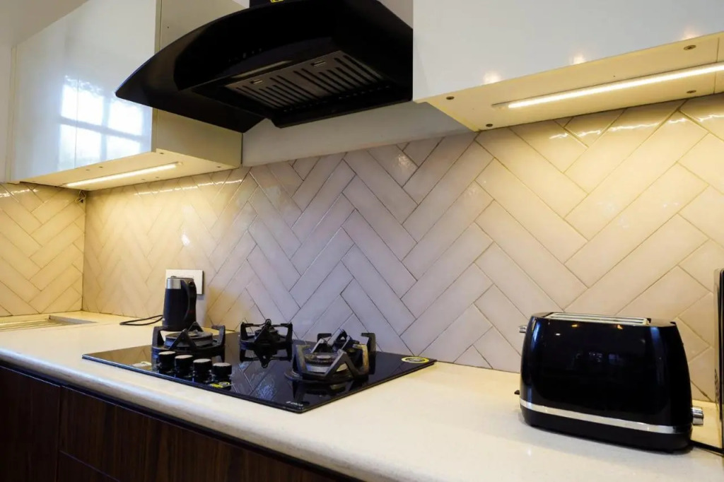 ELIVAAS 4 BHK with Pvt Pool in Arpora - Lumin