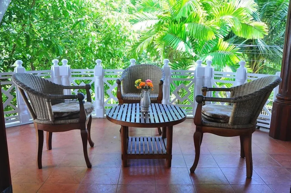 SAKURAHANA VILLA AND AYURVEDA