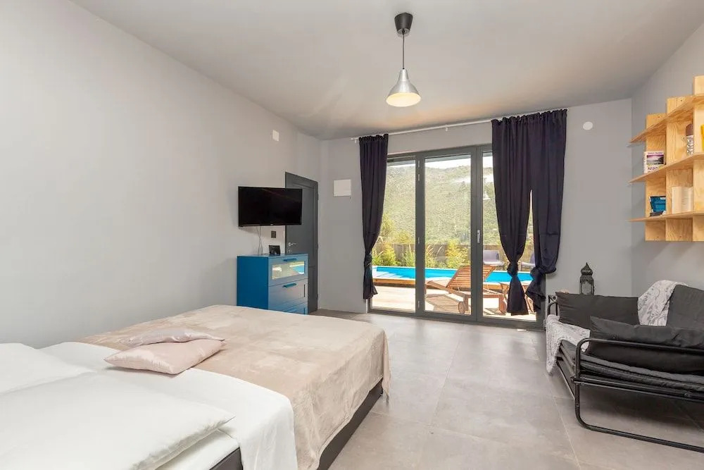 Apartment Ares