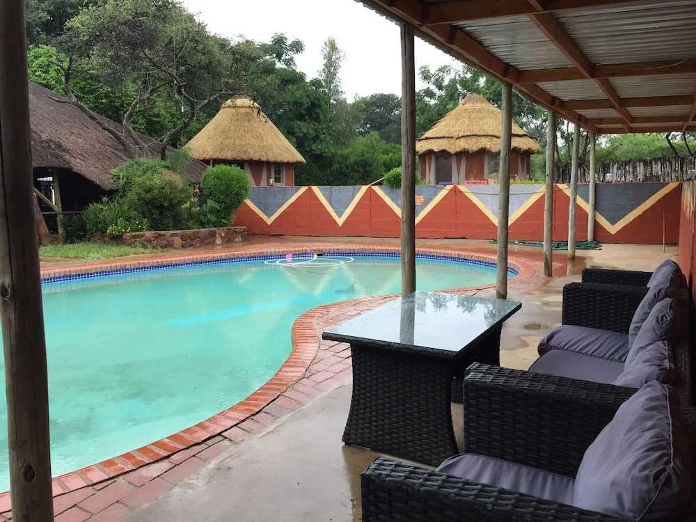 Kgogomodumo Lodge