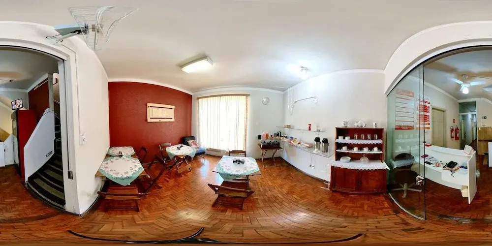 CENTRALHE HOTEL
