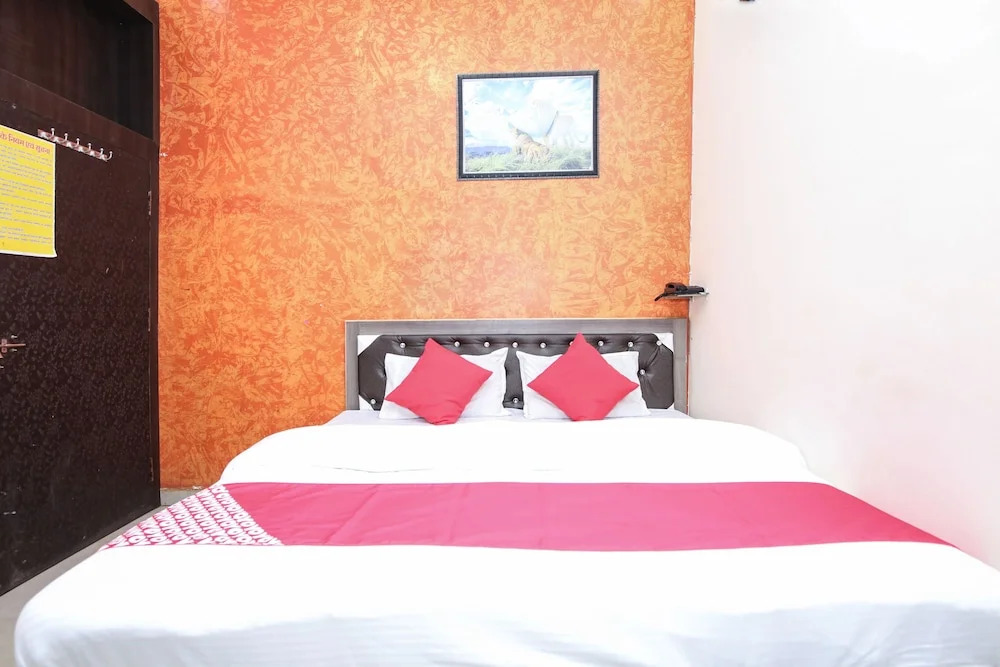 OYO 29188 Hotel Sai Palace