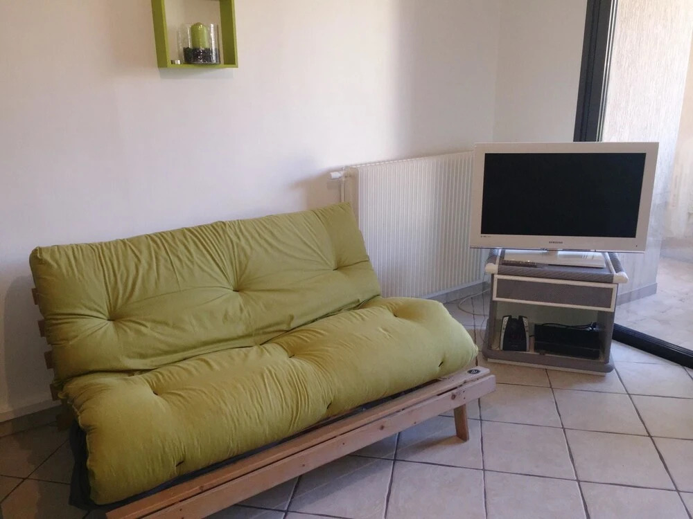 Studio in Cannes, With Pool Access, Furnished Terrace and Wifi - 3 km