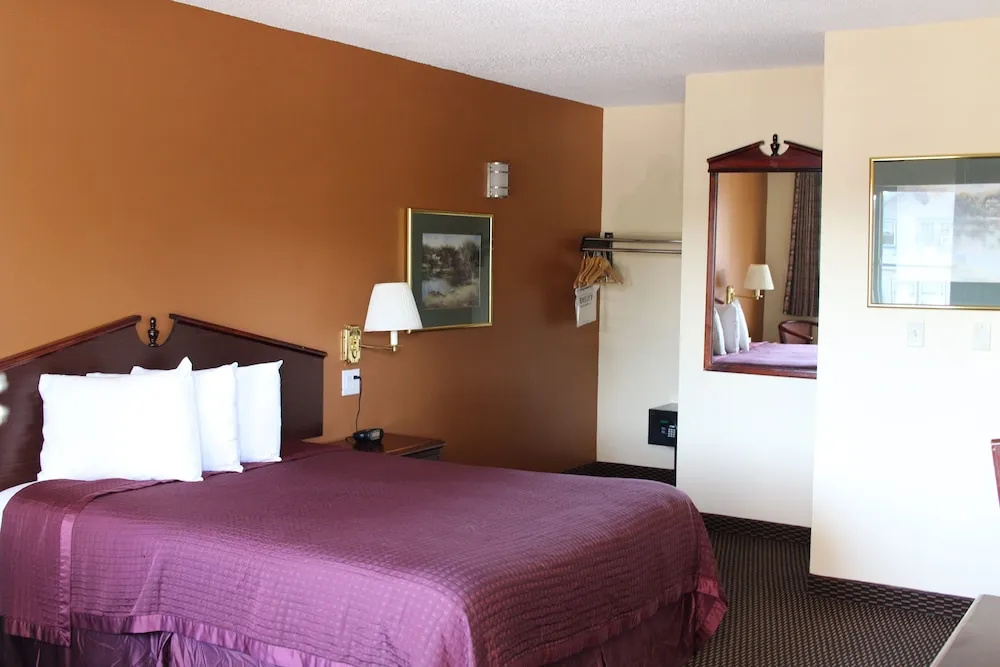 Salem Travelodge