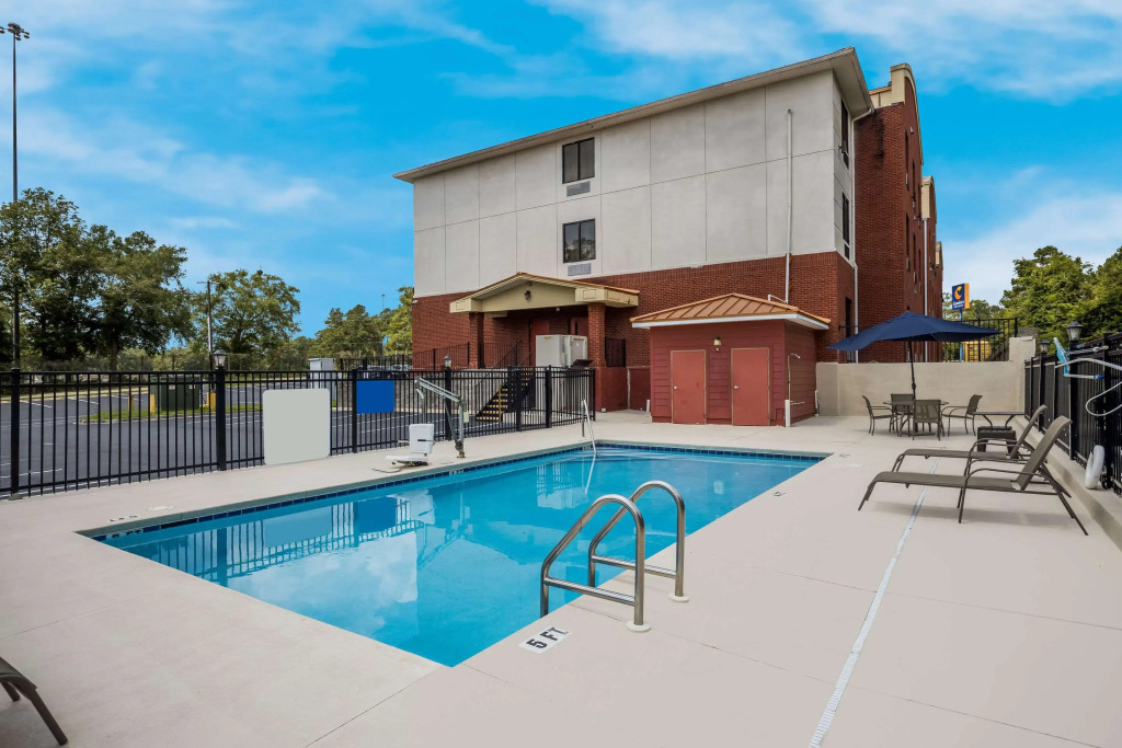 Comfort Inn & Suites Midway - Tallahassee West