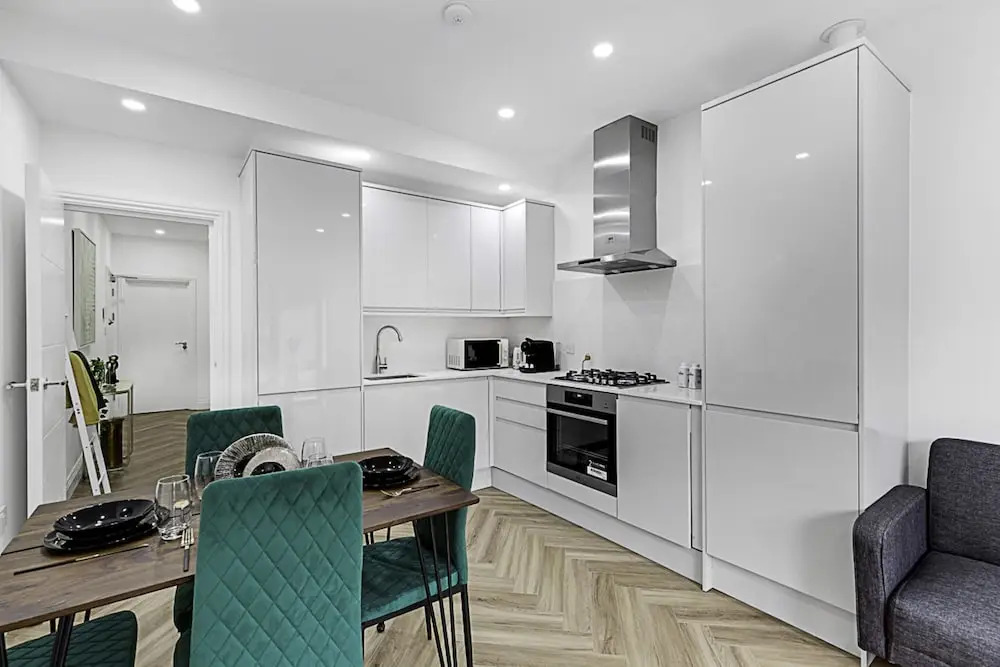 Beautiful 3 Bed Abode in Hanwell