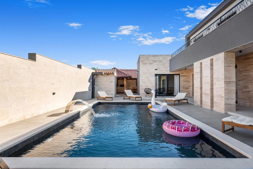 Villa Jollie ZadarVillas