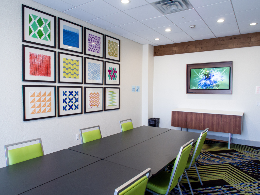 Holiday Inn Express & Suites - Oklahoma City Airport by IHG