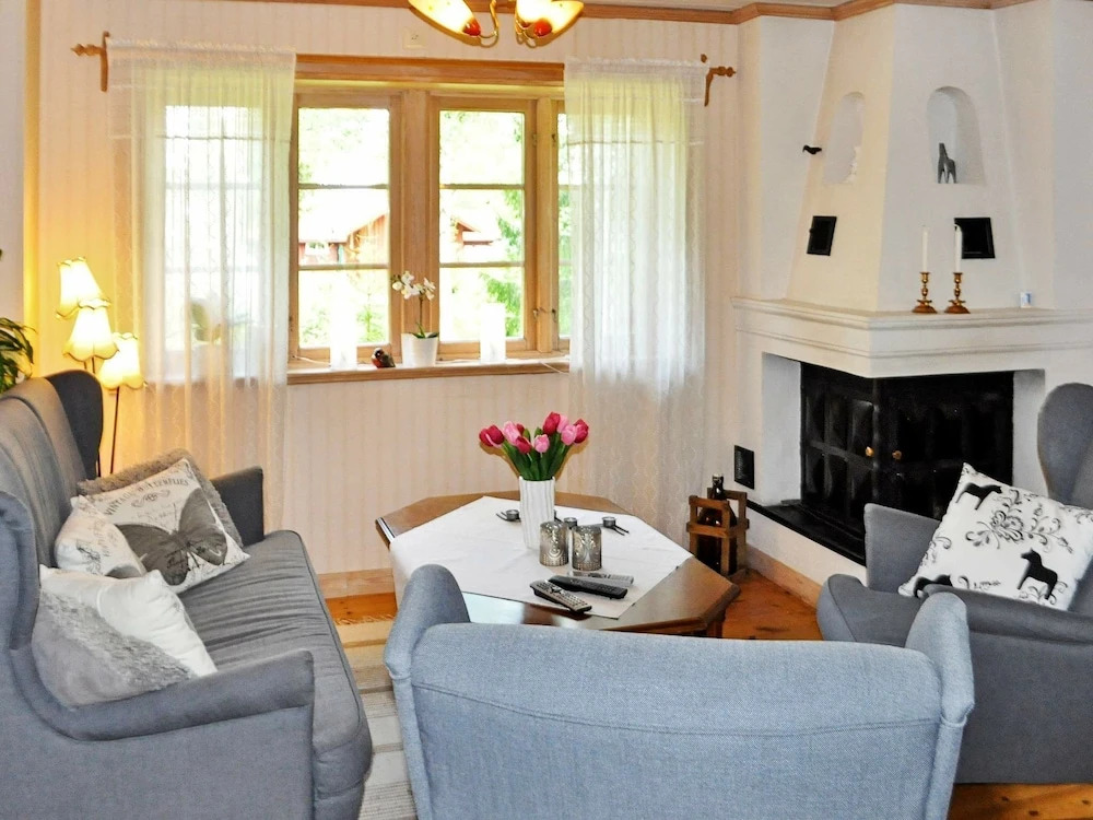 6 Person Holiday Home in Vikarbyn