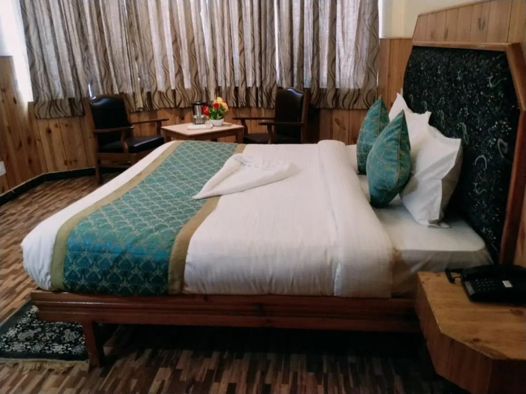 Hotel Yak