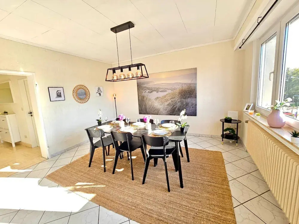 Chic Urban Stay 2BR with parking