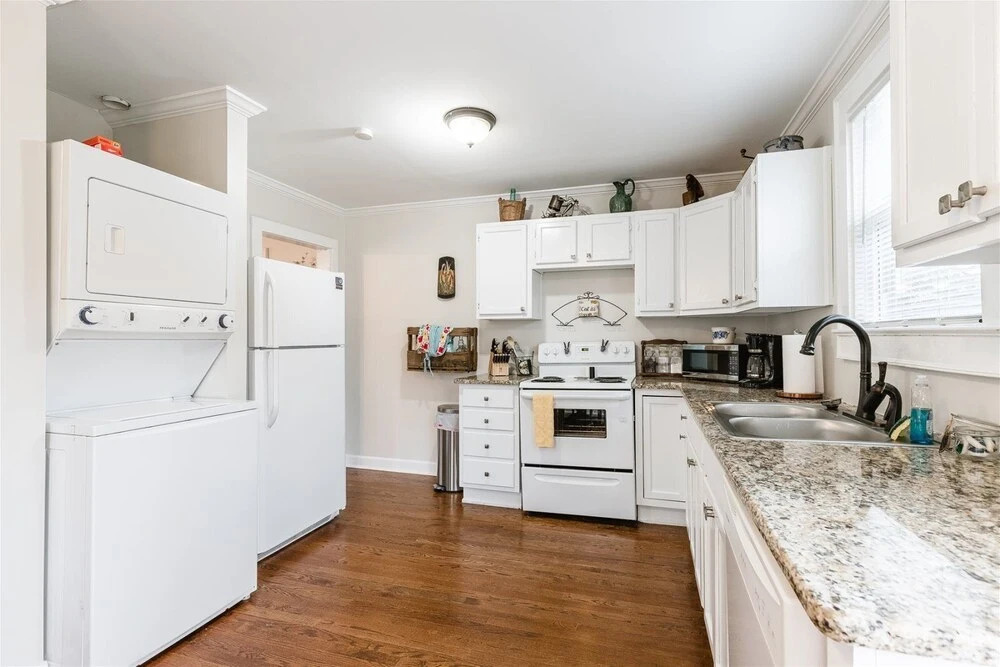Cumberland Ave - 214