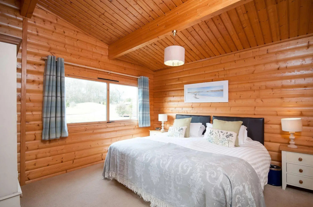 South Winchester Lodges