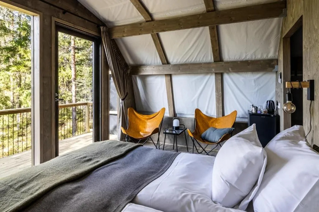 Haltia Lake Lodge nature boutique hotel & glamping