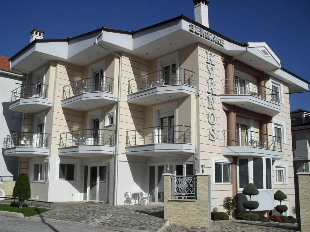 Kyknos De Luxe Suites & Rooms