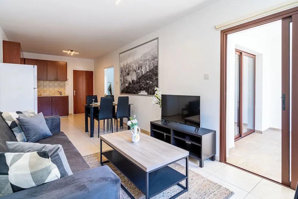 Mia 1-BR Apartment & Balcony in Larnaca