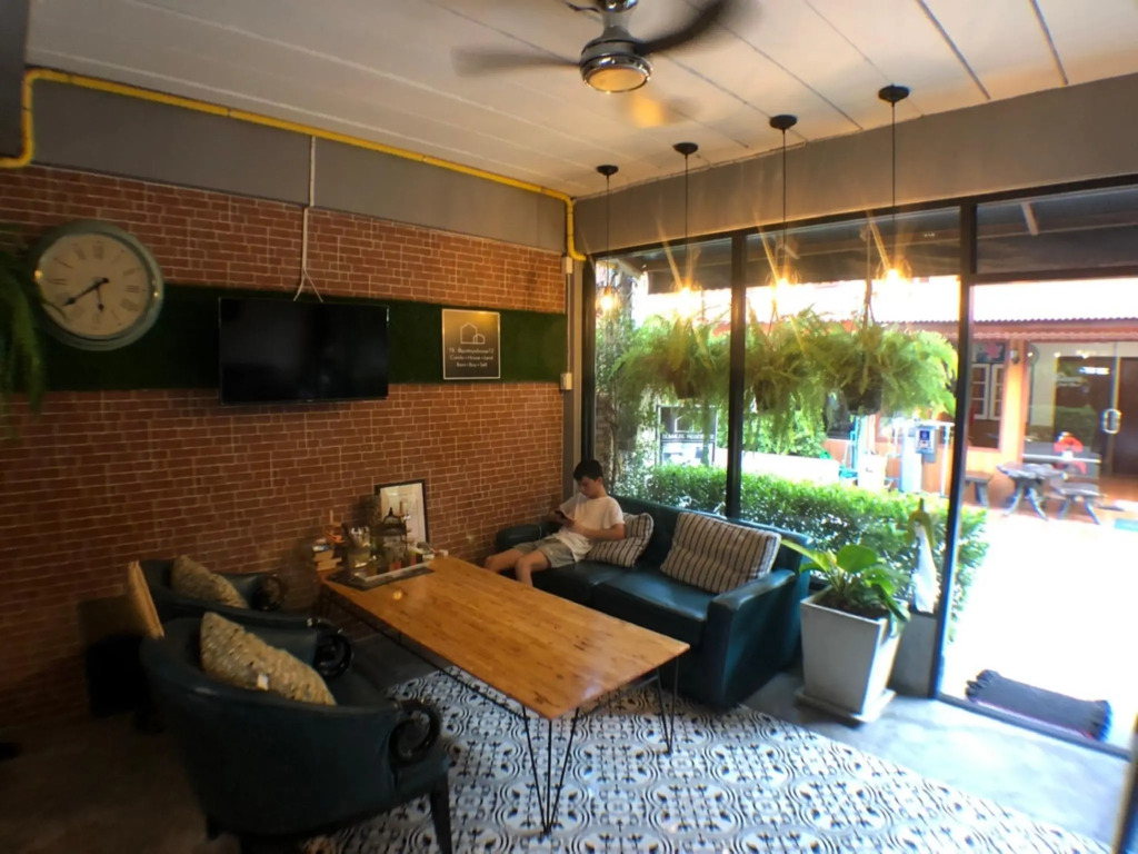 Sumalee Residence