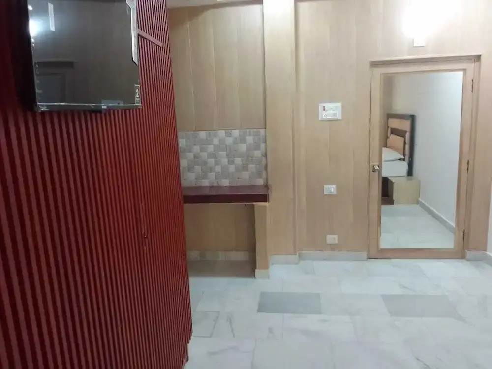 Banaras Home Stay By GRB