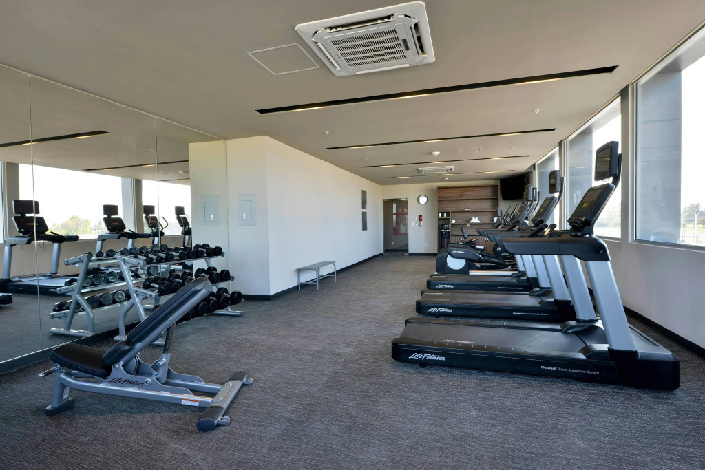 Courtyard by Marriott San Luis Potosi, Los Lagos