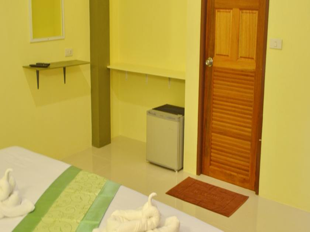Lanta Baan Nok Resort