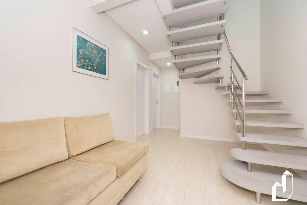 Cobertura Duplex Com Piscina E 03 Suítes