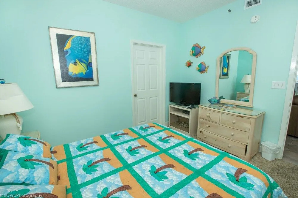 Oceania 307 3 Bedroom Condo by RedAwning
