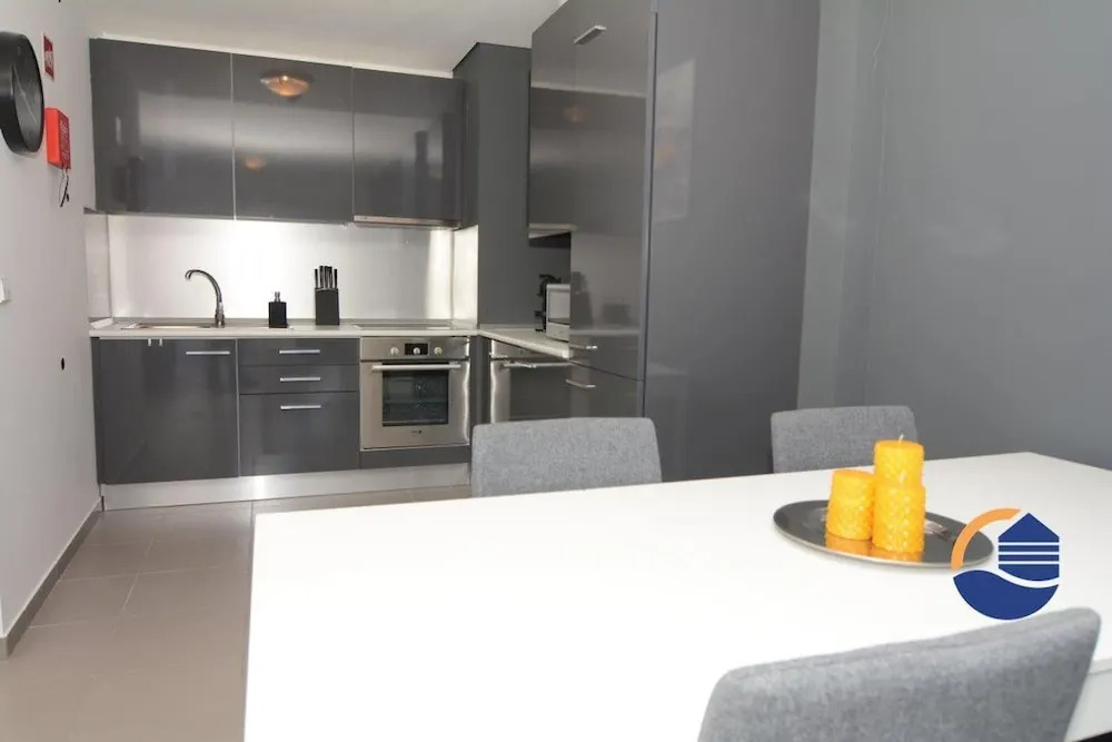 16 in Portim o With 2 Bedrooms and 2 Bathrooms