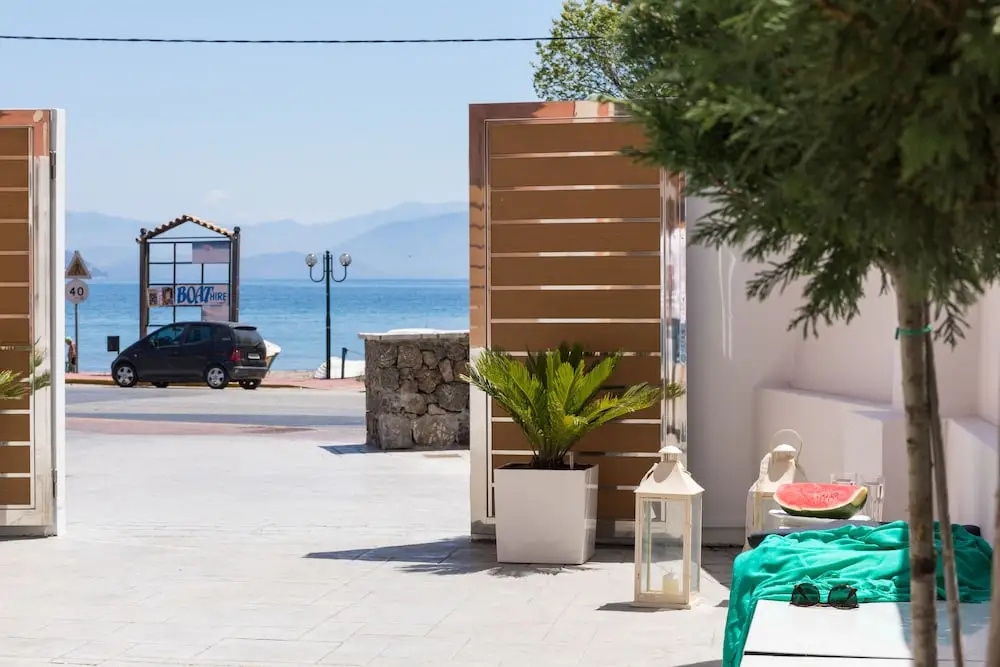Ipsos Beach Studios by Konnect
