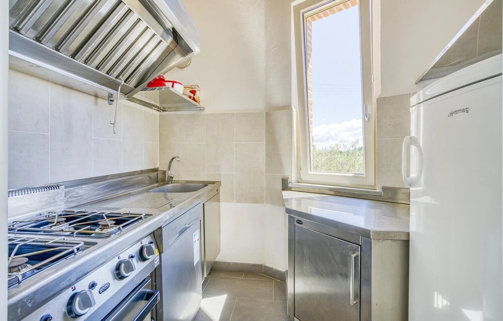 Awesome Home in Castiglione del Lago With 5 Bedrooms, Wifi and Outdoor Swimming Pool