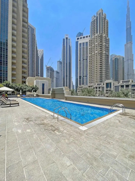 Silkhaus Burj Khalifa Proximity Pool Gym Wifi