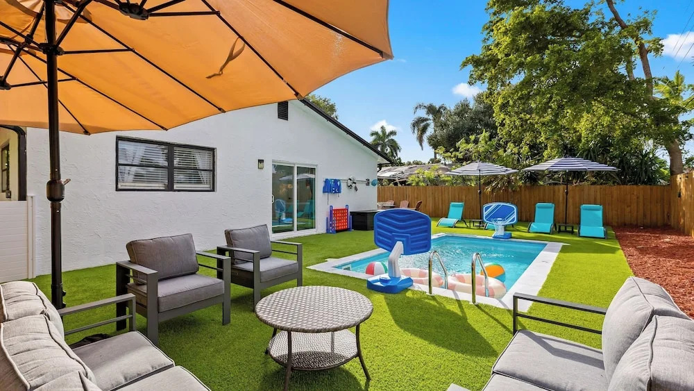Hoop & Splash House by Avantstay Game Room + Pool + Firepit + Minutes to Las Olas